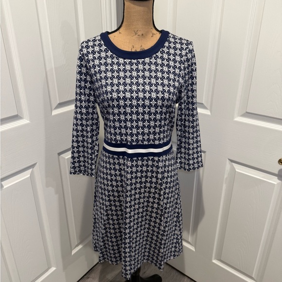 Draper James Dresses & Skirts - NWT Draper James Navy and White Patterned Fit-and-Flare Dress